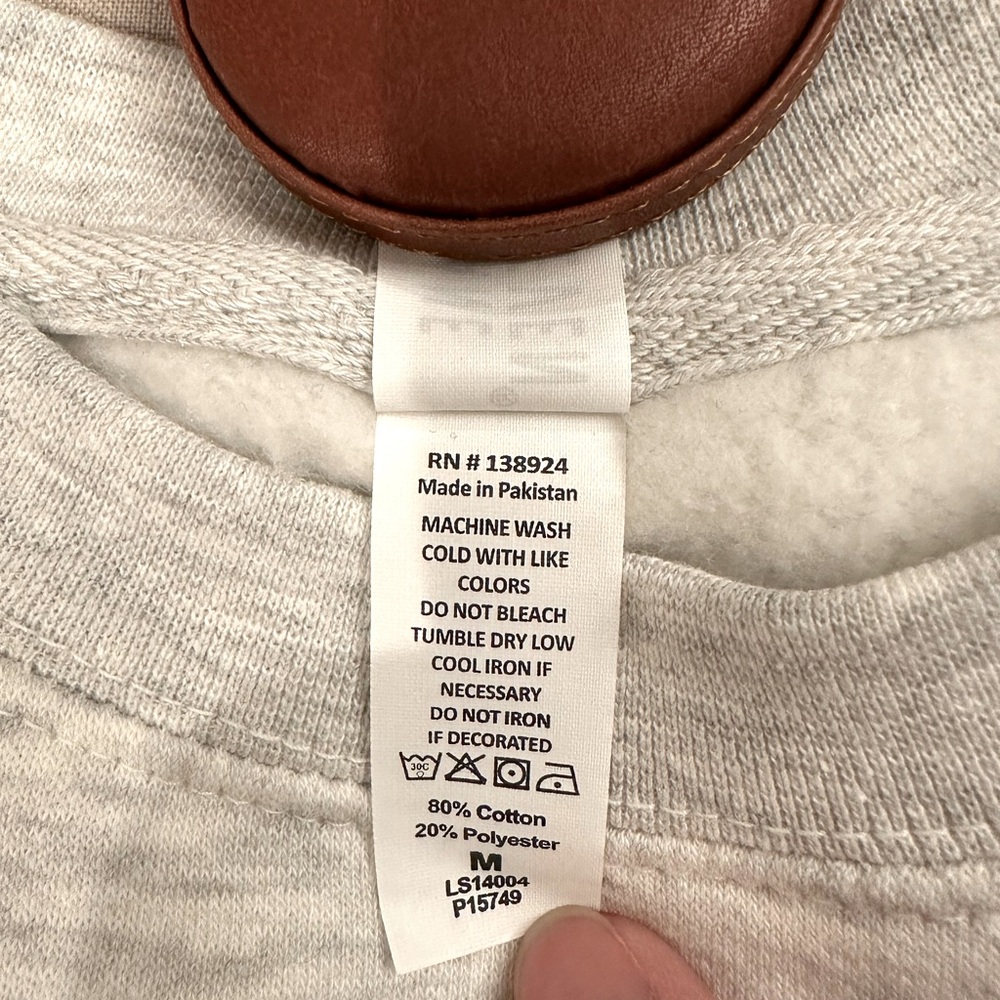 SW Graphic Men's Sweatshirt, NWOT - Picture 4 of 6